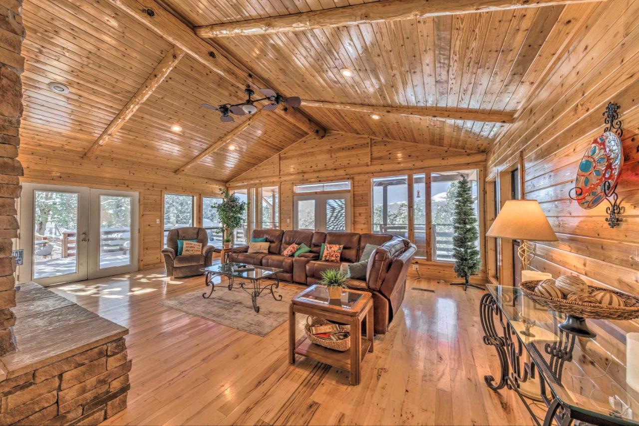 Spacious Ruidoso Home With Hot Tub And Fireplaces Exterior foto